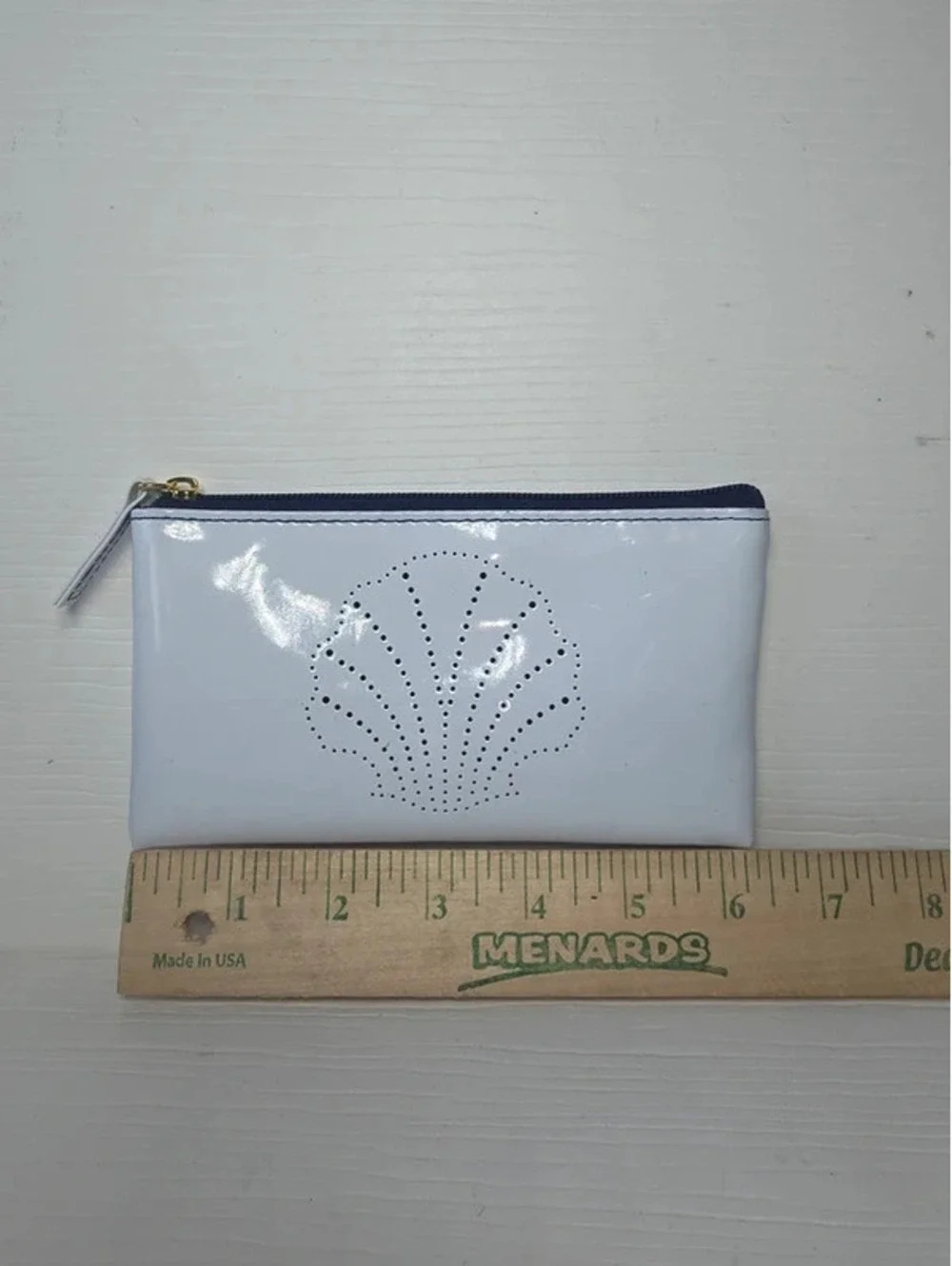 Estee Lauder White Patent Seashell Makeup Bag Cosmetic Pouch